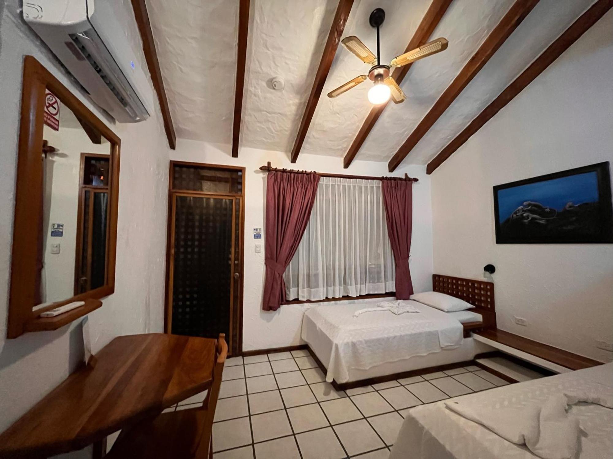 Hotel Silberstein Пуэрто-Айора Экстерьер фото